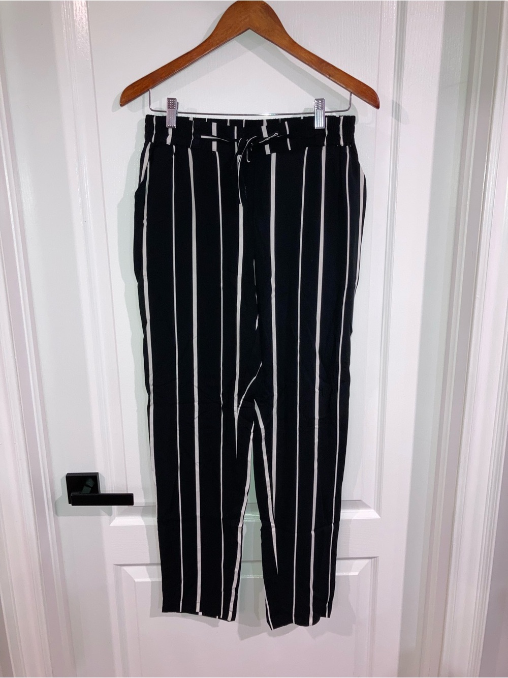 Vero Moda Black & White Vertical Stripe Pants - size M